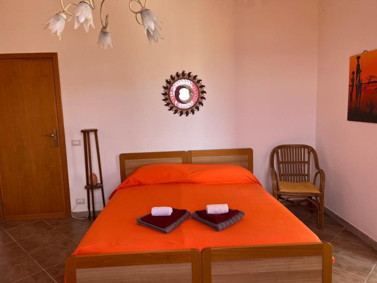 Villa Esclusiva In Riserva Naturale Torre Nubia Exteriör bild